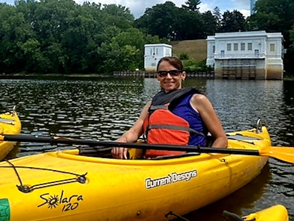 Tracy Blesi in kayak
