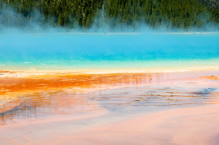 yellowstone's grand prismatic geyser